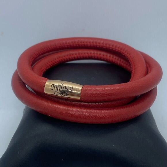 Endless Red Leather Bracelets 18K RoseGold Magnetic Clasp - Picture 2 of 4
